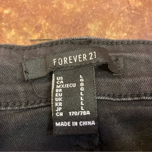 Forever 21 Black Denim Distressed Skirt with Leopard Trim - Picture 2 of 4